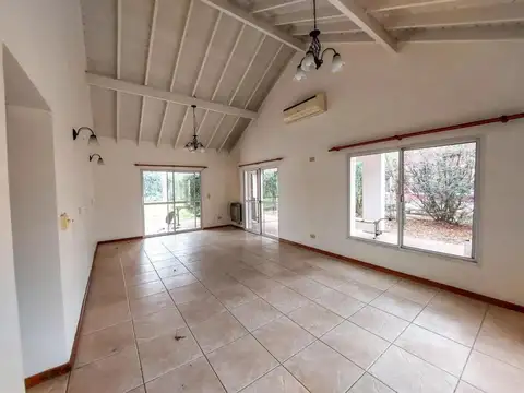 Casa en Venta en El Mirasol, USD 160.000
