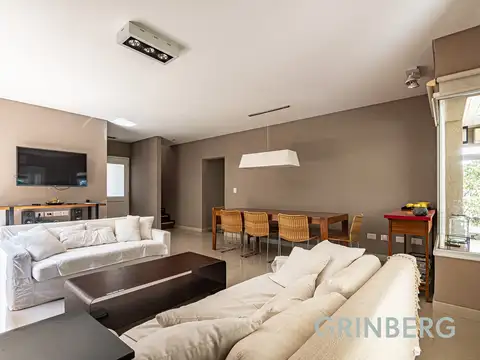 Casa en Venta al Este