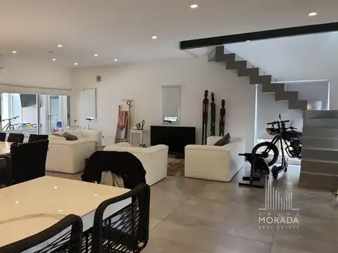 BARRIO  CERRADO SANTA ELENA PILAR