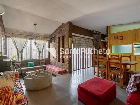 Casa en Venta en Castelar, USD 155.000