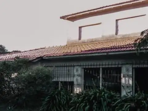 Casa en venta - 3 Dormitorios 2 Baños - Chapadmalal