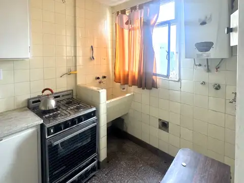 Departamento en Alquiler en Almagro, $ 800.000