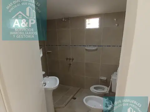 ALQUILO MONOAMBIENTE EN CALLE PERU 1011 DE PLOTTIER