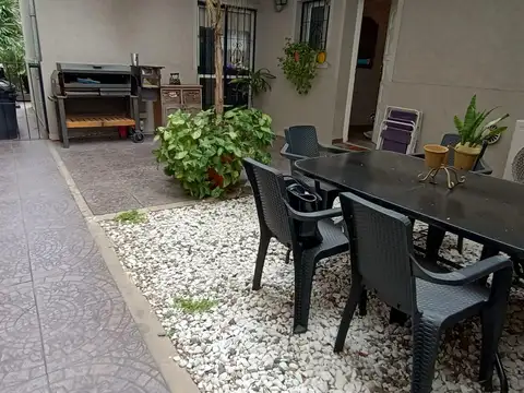 Depto Tipo Casa en Venta de 5 ambientes