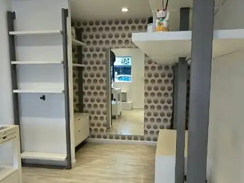 Local en Alquiler en Olivos, $ 980.000
