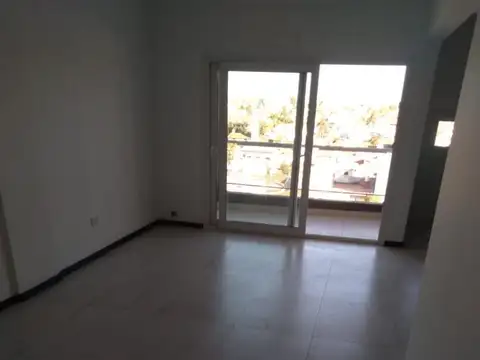 Rivadavia 15298 , Piso 2