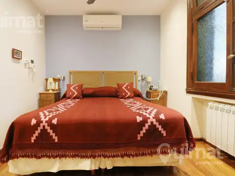 Casa 5 ambientes con 4 baños