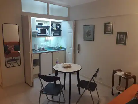 Esmeralda 1000, Piso 5