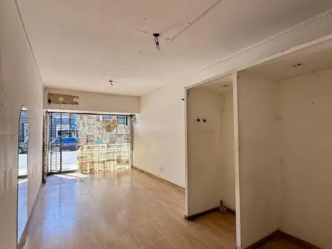 Local en Alquiler en Lomas de Zamora, $ 1.800.000