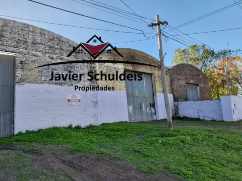 Los Claveles
