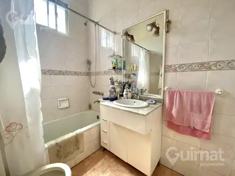 Depto Tipo Casa en Venta de 5 ambientes