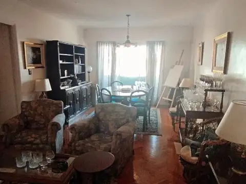 Venta Departamento 4 ambientes. Balcon.