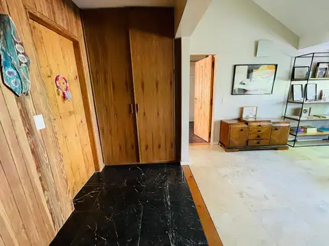 Casa en Alquiler Temporal con 2 cocheras