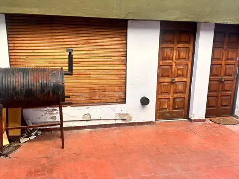 VENTA DEPARTAMENTO TIPO CASA 2 AMBIENTES EN CARAPACHAY