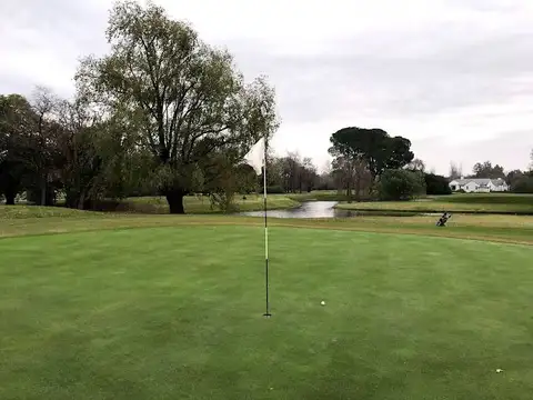 Casa en Venta en Los Pinguinos, USD 700.000