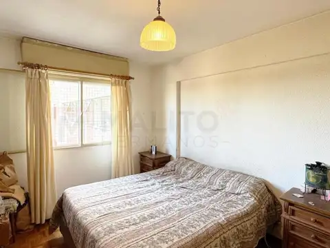 VENTA - DEPARTAMENTO 3 AMBIENTES CON BALCÓN