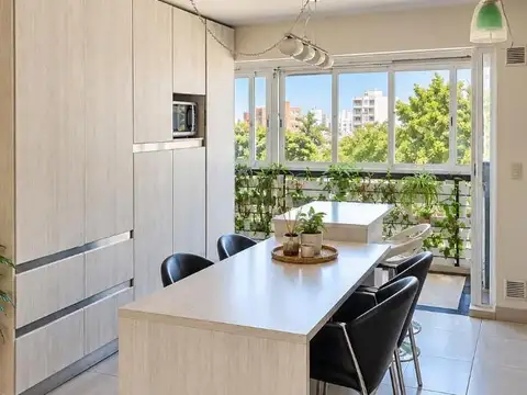 Departamento 4 ambientes con 2 baños