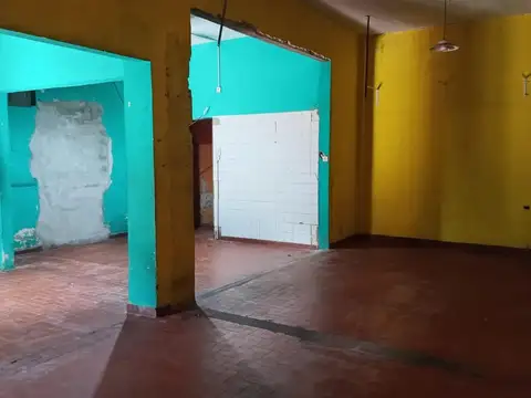 Local en Alquiler en Rafael Castillo, $ 600.000