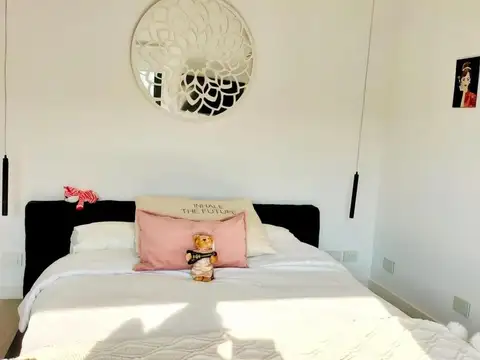 Casa 6 ambientes con 5 baños