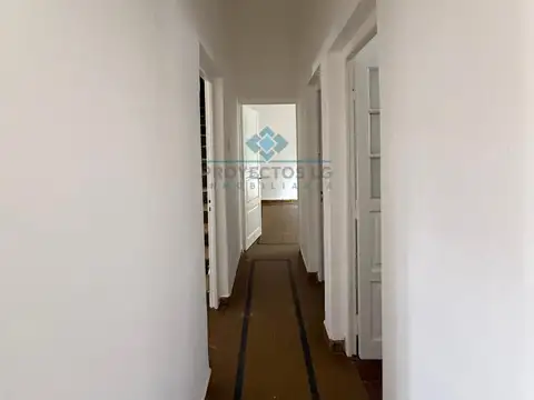 Casa 2 ambientes con 1 baño