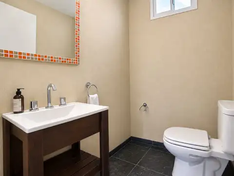 Depto Tipo Casa 4 ambientes con 1 baño