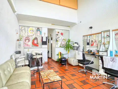 Local en Venta en Martinez de 30 m2 con Baño y Kitchenette