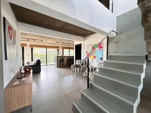 Casa en Alquiler Temporal en Montoya, USD 29.000