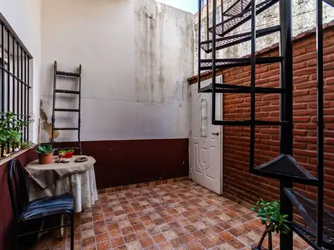 Depto Tipo Casa en Venta 26 años