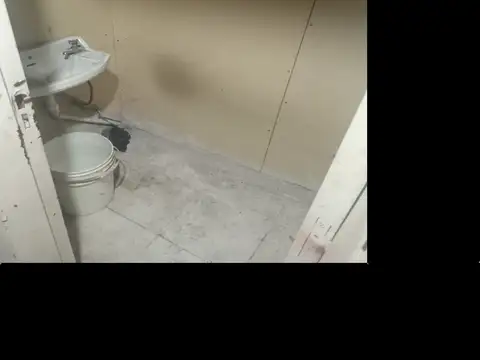 Local en Alquiler Via Púb.