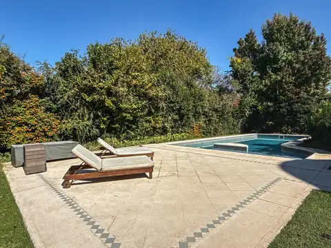 Casa en venta, 4 dormitorios en Malvinas Argentinas - San Jorge Village