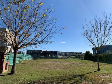 Terreno en Venta en Puertos - Acacias, USD 180.000