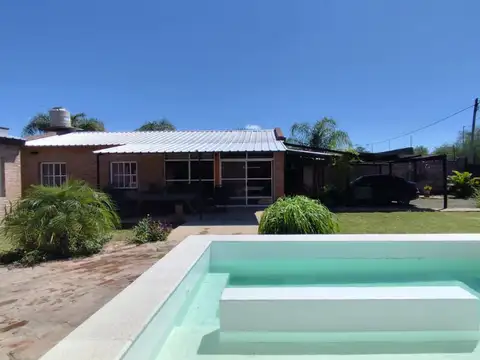 Casa 6 ambientes con 3 baños