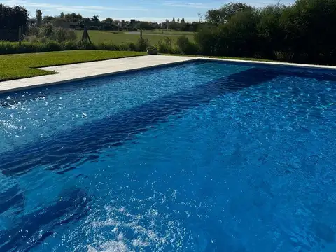 Casa en Venta con 7 cocheras