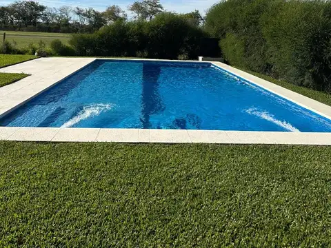 Casa en Venta en Haras Santa María, USD 278.500