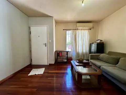 Casa en Venta en Olivos Maipú/Uzal, USD 255.000