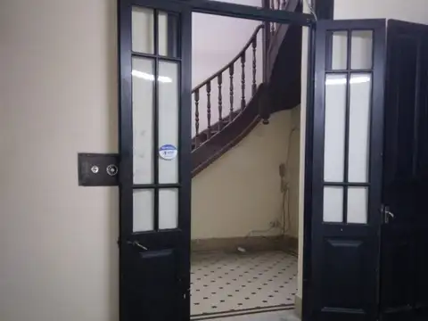Casa 6 ambientes con 1 baño