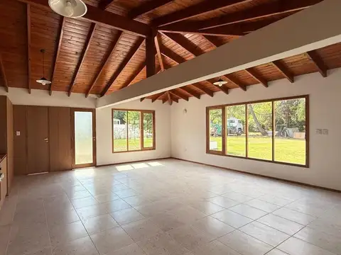 Venta de Casa 3 AMB Parrilla Pileta Verde REMANSO