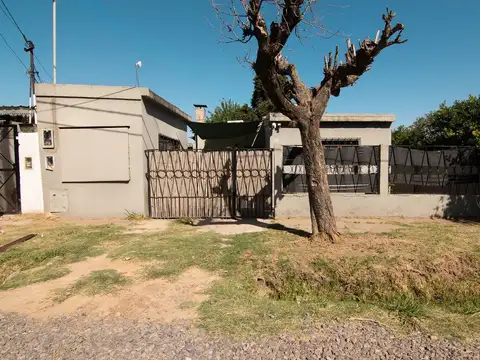 VENTA CASA 3 AMBIENTES ITUZAINGO