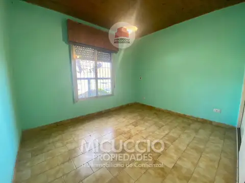 Casa con dúplex en venta | Gral. Lemos N°72 | Escobar. OPORTUNIDAD