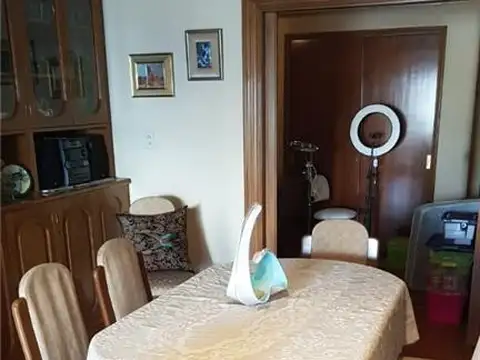Departamento 4 ambientes con 2 baños