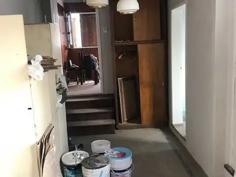 Elizalde 100, Piso 1