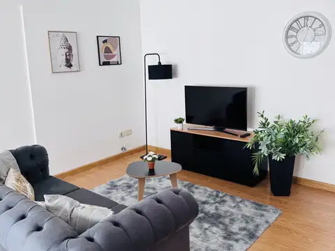 Santos Dumont 2300, Piso 5