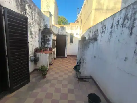 VENTA CASA 4 DORM ALTA CORDOBA