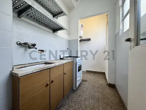 Alquiler departamento 2 ambientes en Coghlan