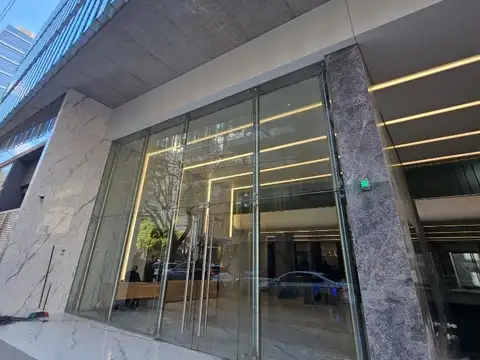 Oficina en Alquiler con 1 cochera