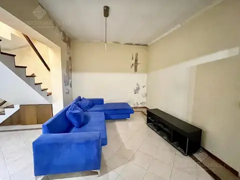 Depto Tipo Casa en Venta de 4 ambientes
