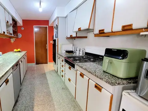 Casa en Venta en Barrio Guemes, USD 349.900