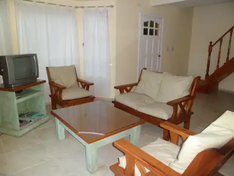 Departamento 4 ambientes con 3 baños