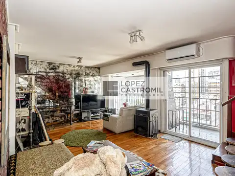 IMPECABLE SEMIPISO EN DÚPLEX! Balcón c/vista abierta! Todo luz y sol! AMOBLADO Y EQUIPADO! Cochera! ÚNICO! OPORT!