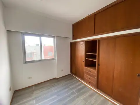 Departamento 5 ambientes con 3 baños
